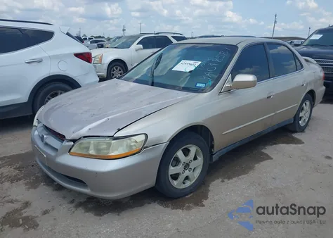2000 Honda Accord 2.3 Se z USA, uszkodzony, nr VIN 1HGCG5678YA048587
